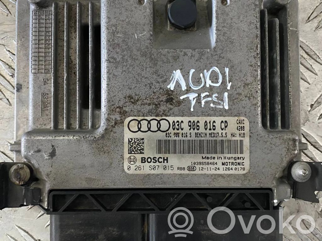 Audi A3 S3 A3 Sportback 8P Engine control unit/module 