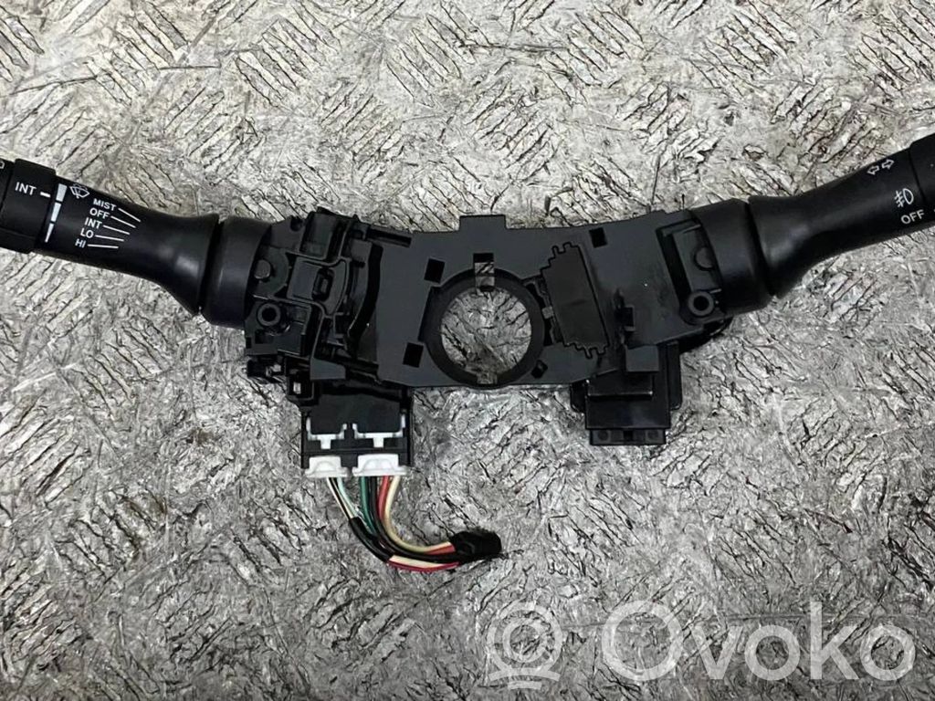 Toyota Prius (XW30) Rokturu komplekts 