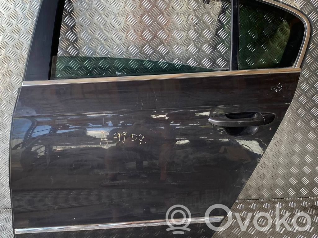 Volkswagen PASSAT B6 Galinės durys 