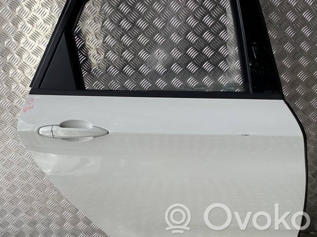 BMW 2 F45 Galinės durys 