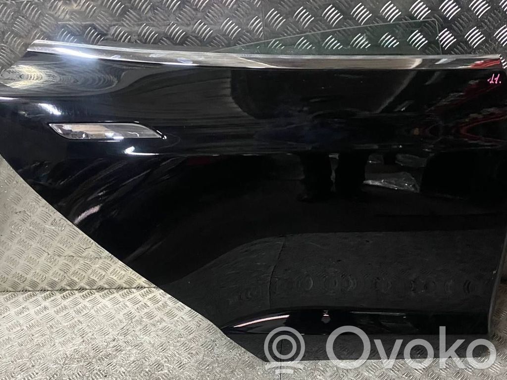 Rear door   MRKU6050065