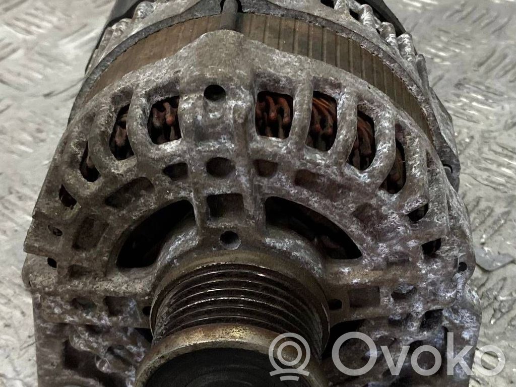 Nissan Qashqai Generatore/alternatore 