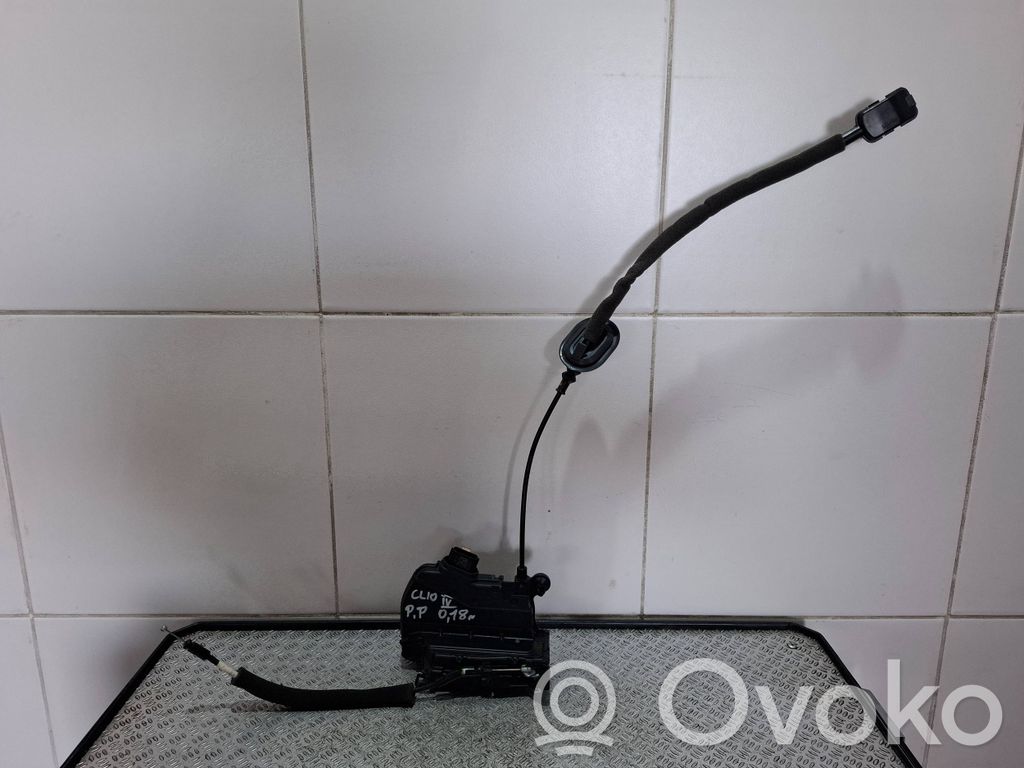 Renault Clio IV Priekinė durų spyna 