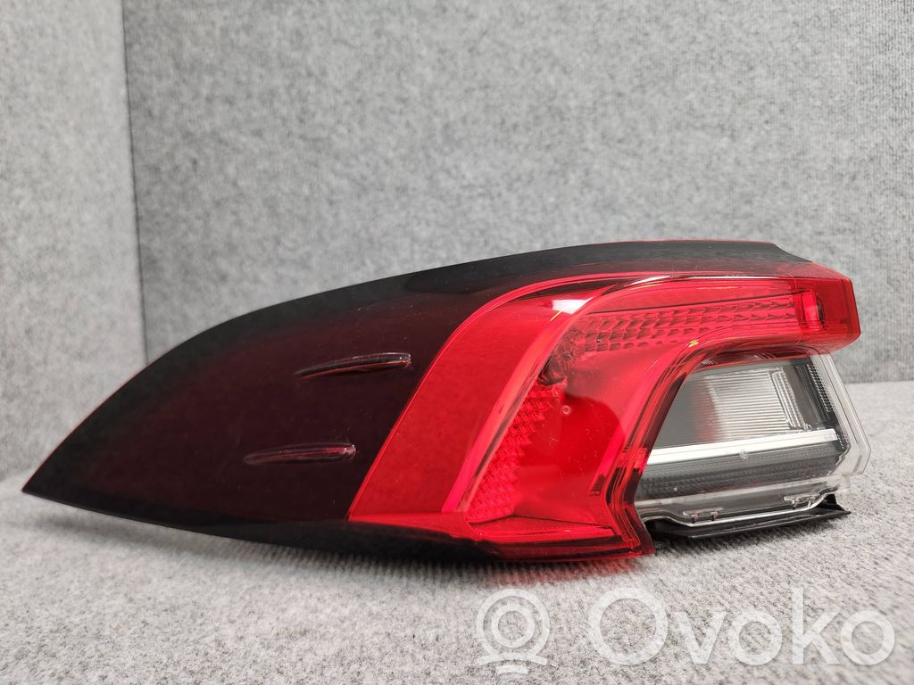 Toyota Corolla E210 E21 Takavalot 