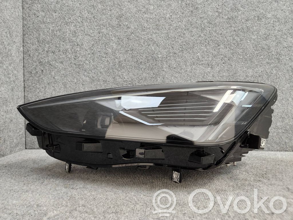 Cupra Leon Headlight/headlamp 