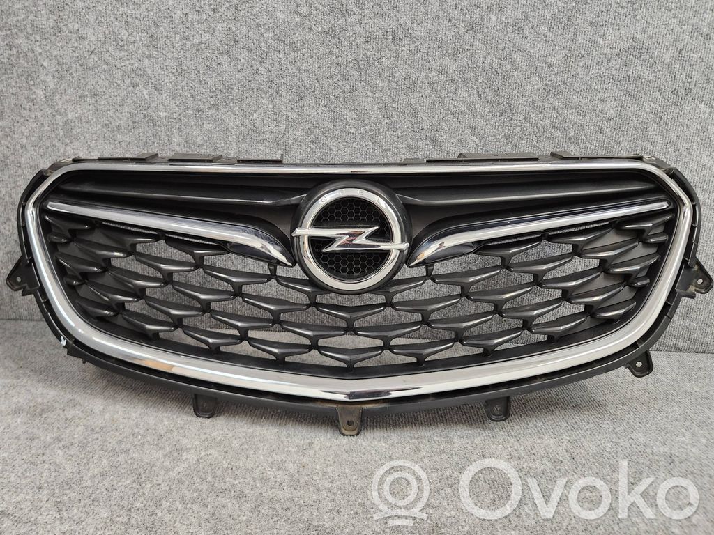 Maskownica / Grill / Atrapa górna chłodnicy   42582103SCZ,42582103,42517847