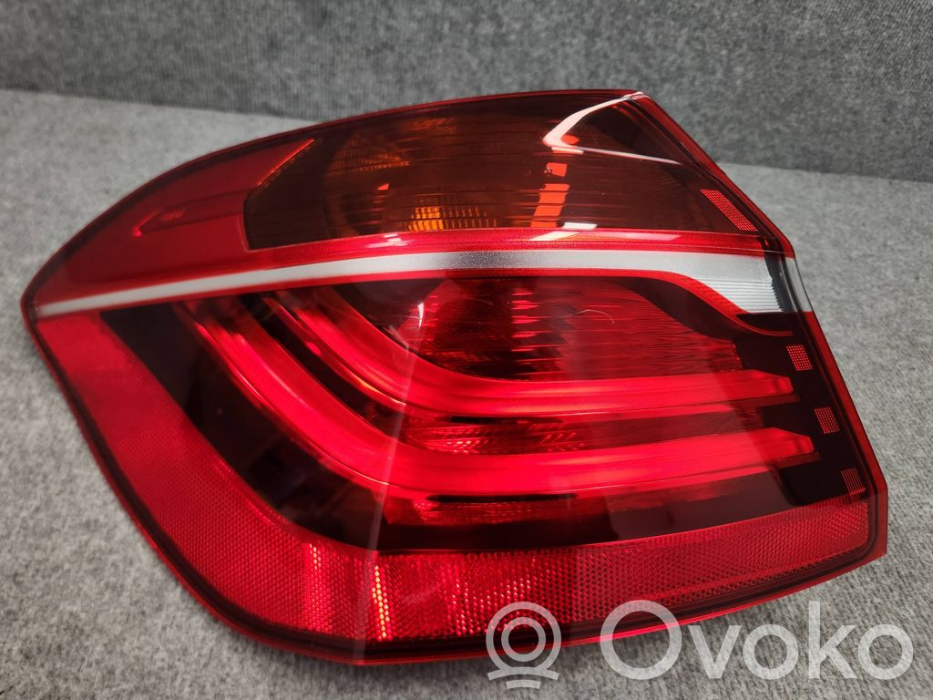 BMW 2 F45 Lampa przednia 