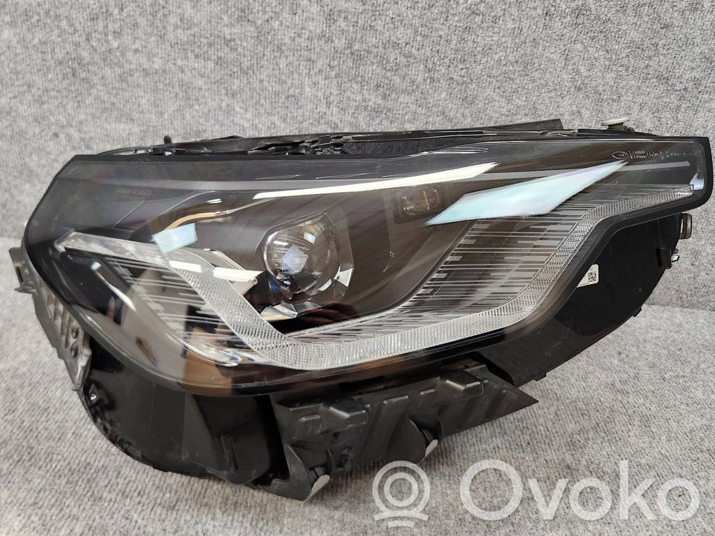 BMW 2 G42 Phare frontale 