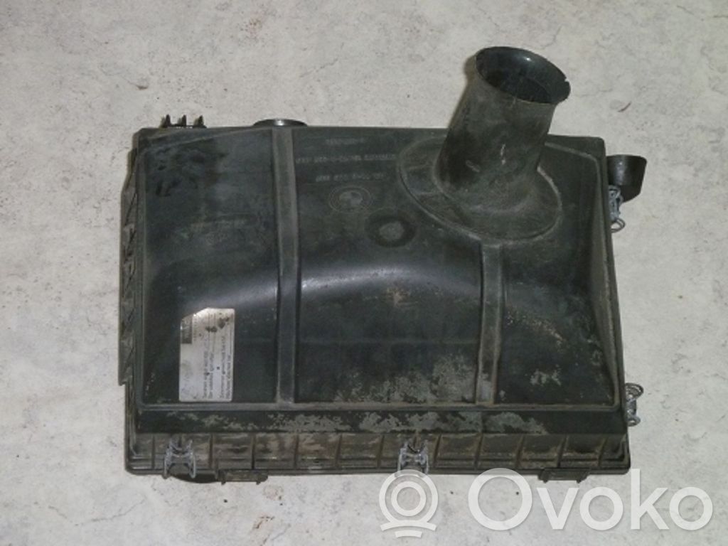 BMW 3 E30 Įsiurbimo rezonatorius 