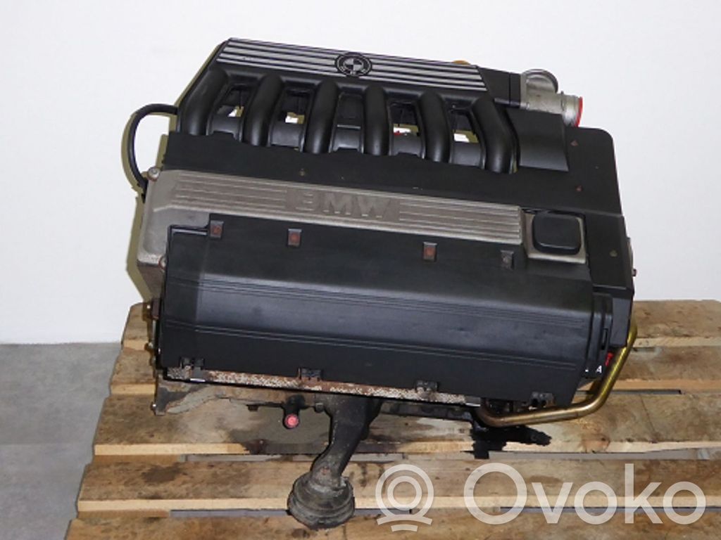 BMW 3 E36 Dzinēja komplekts 