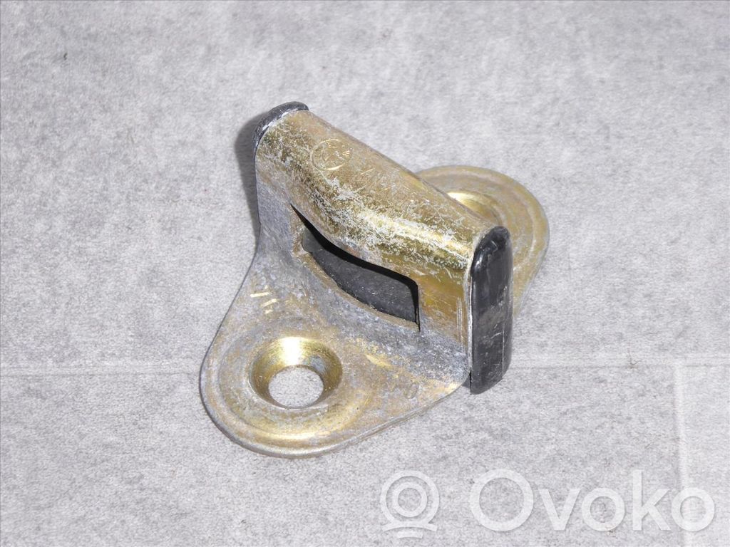 BMW 3 E30 Front door lock loop/hook striker 