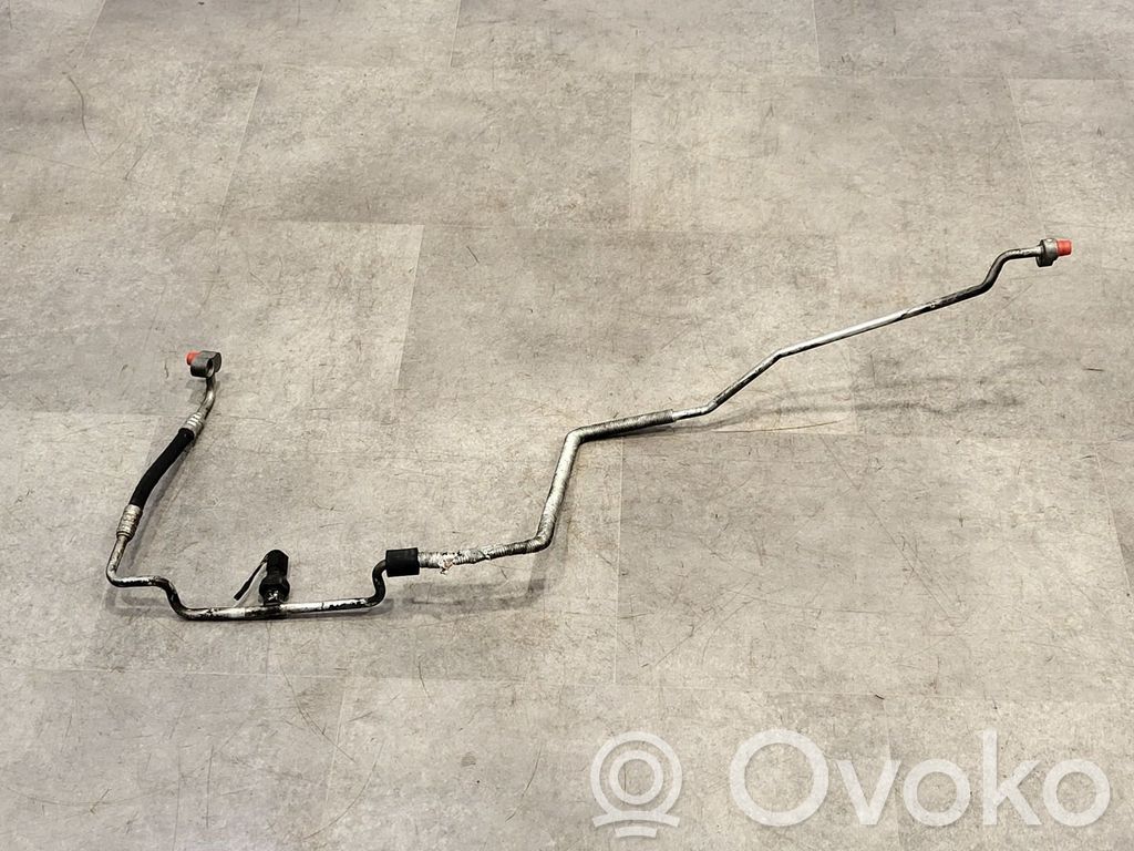 BMW X5 E53 Ilmastointilaitteen putki (A/C) 