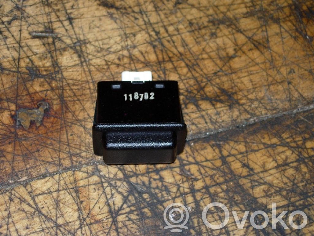 BMW 7 E32 Sensor 