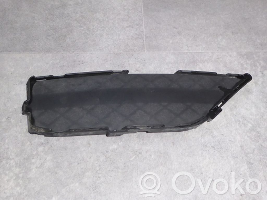 BMW X1 E84 Front bumper lower grill 