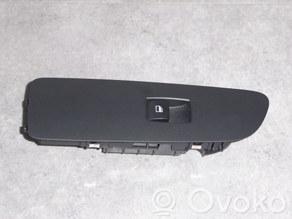 BMW 1 E81 E87 Electric window control switch 