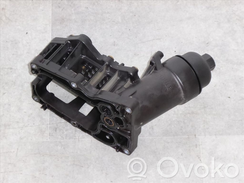BMW 3 GT F34 Oil filter cover 