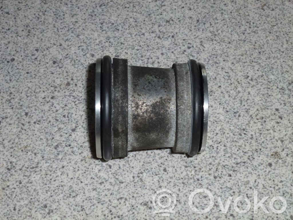 BMW 5 E60 E61 Einzelteil Lufteinlasskanal 