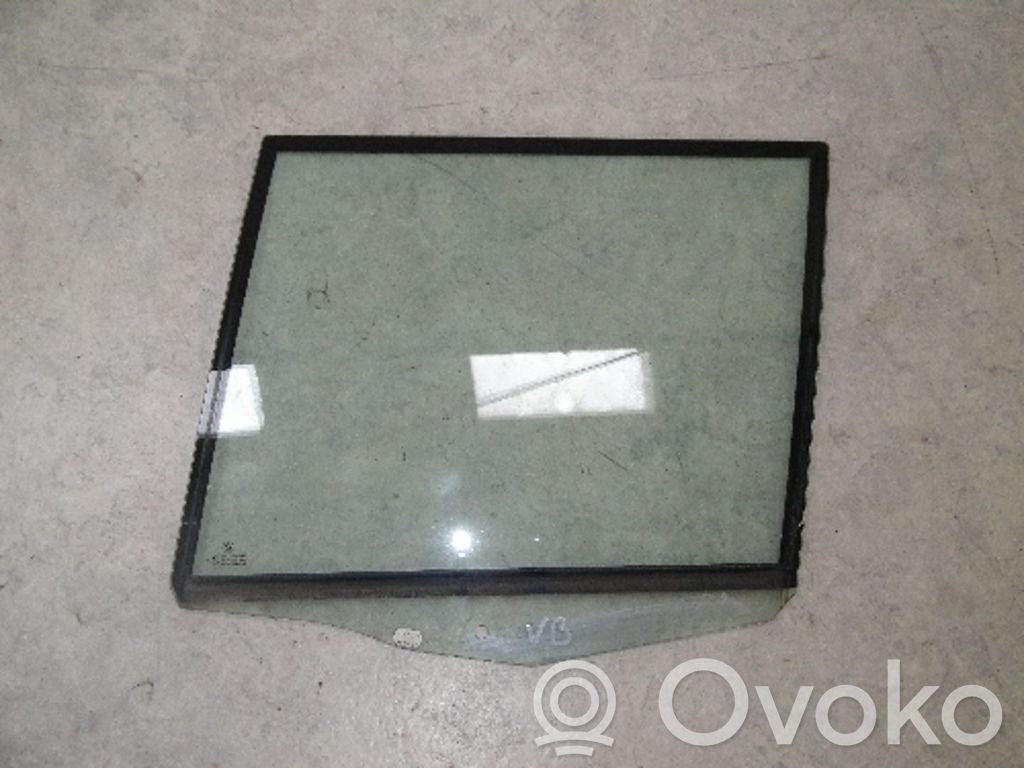 BMW 5 E39 Vidrio lateral trasero 