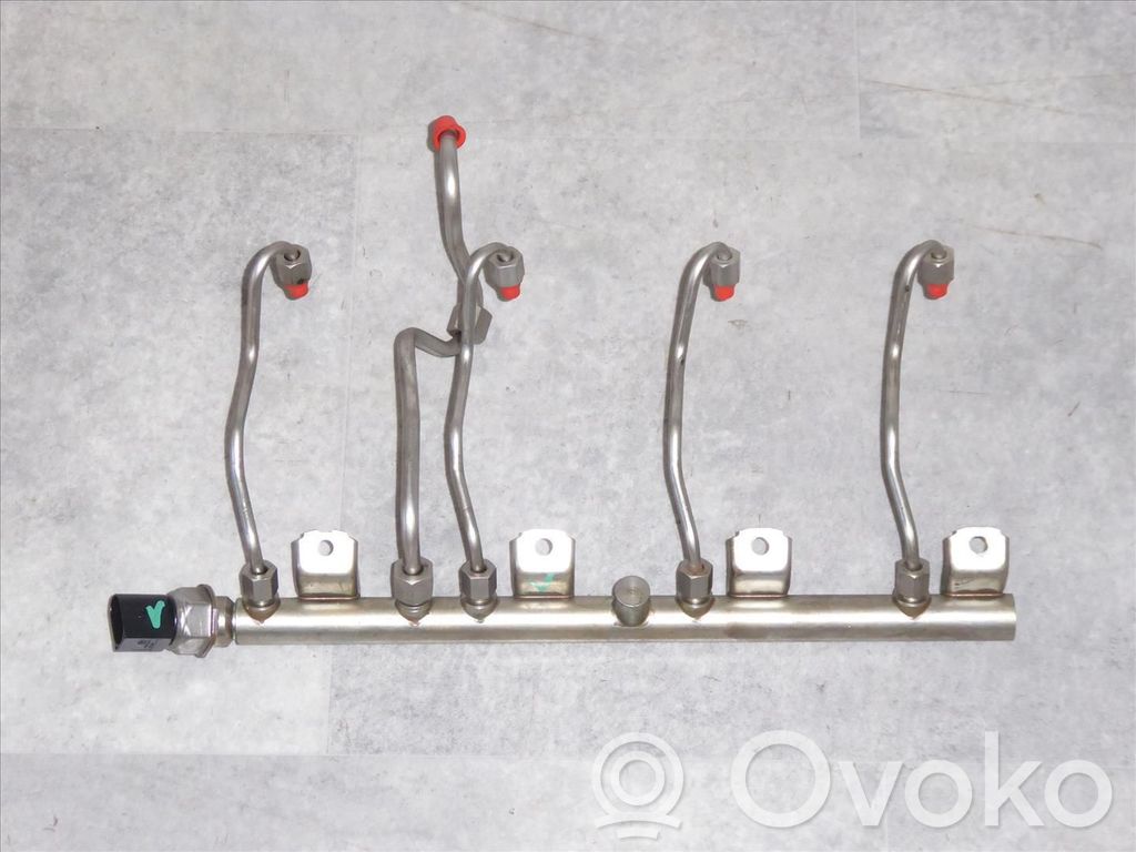 BMW 5 F10 F11 Conductă alimentare injectoare 