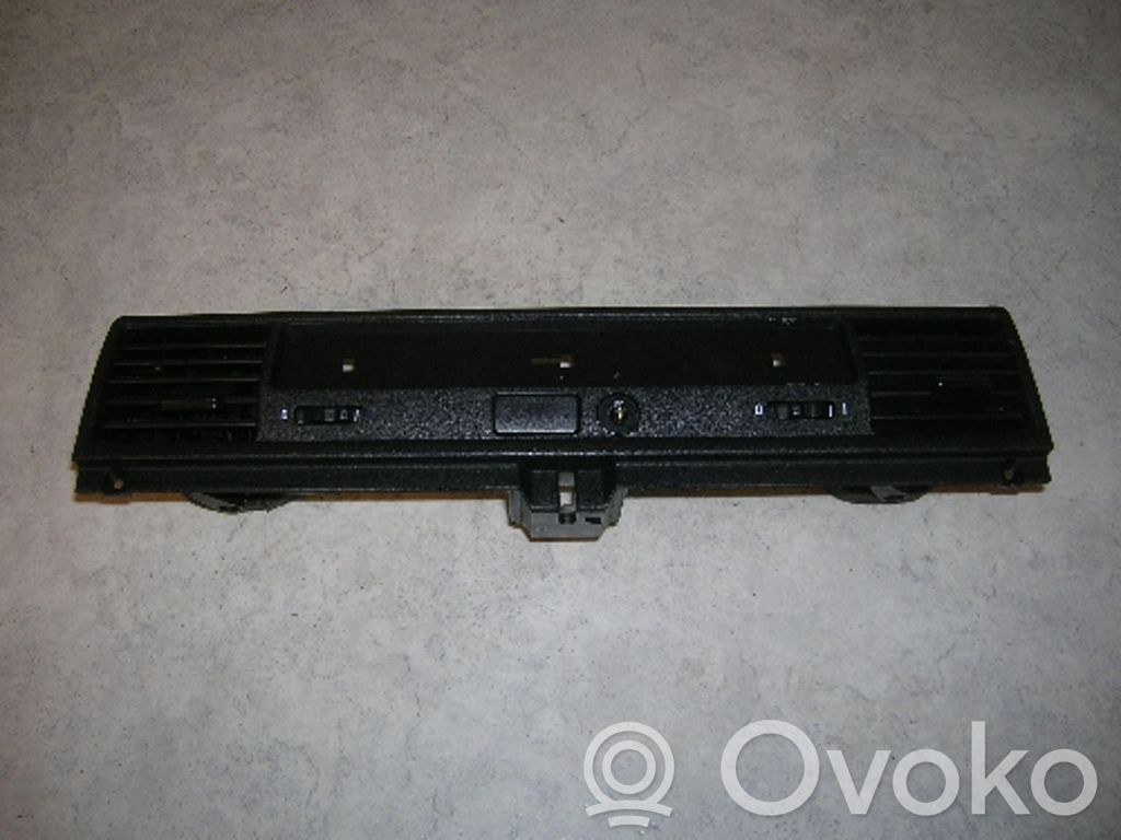 BMW 3 E36 Luftausströmer Lüftungsdüse Luftdüse frontscheibe 