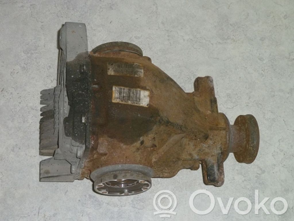 BMW 5 E60 E61 Galinis reduktorius 