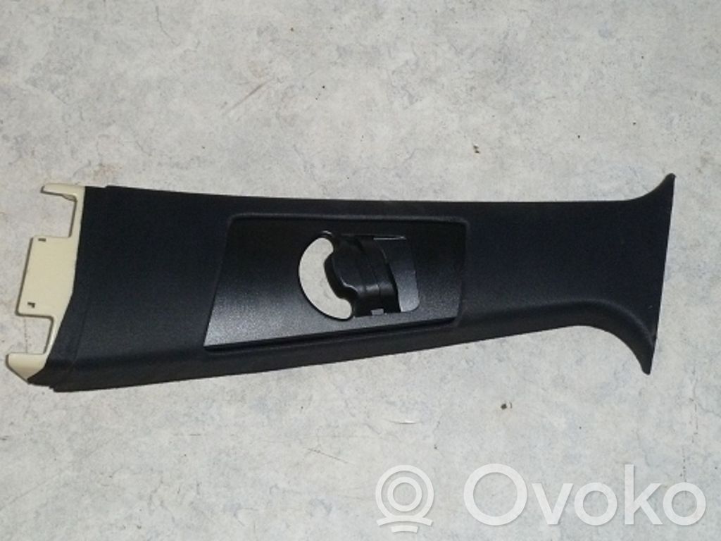 BMW X5 E53 Pilar (B) (superior) 