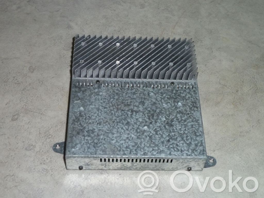 BMW 5 E39 Garso stiprintuvas 