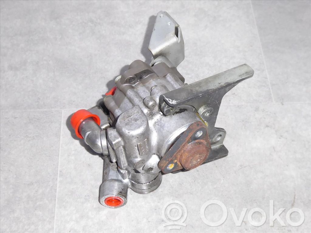 BMW 5 E60 E61 Power steering pump 