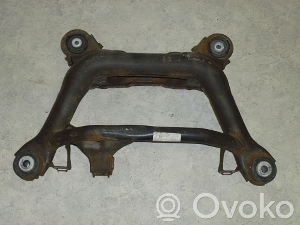 BMW Z4 E85 E86 Taka-akselin palkki 
