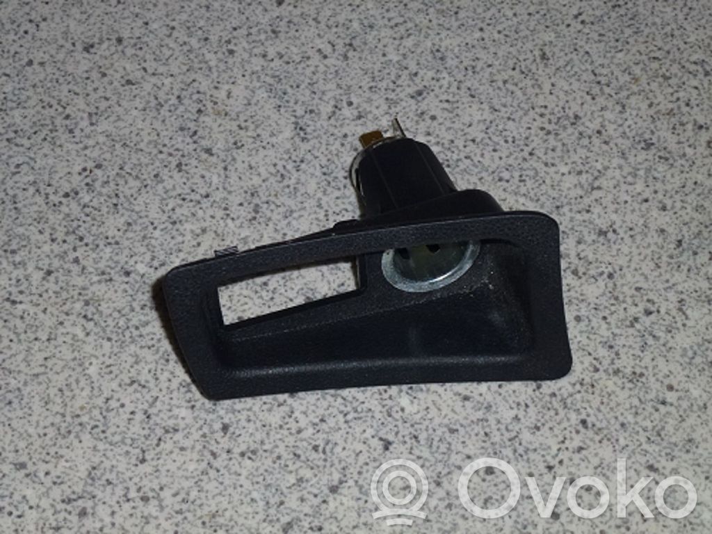Jacking socket point   51167132046,51167132046