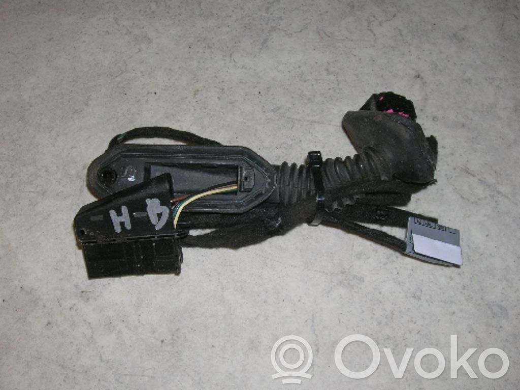 Cableado de puerta trasera   61126913085,61126913085