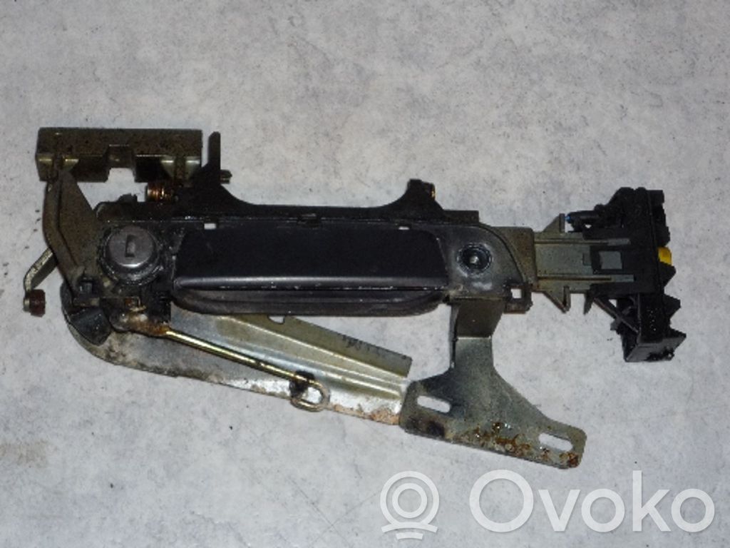 BMW 5 E34 Cerradura de puerta trasera 
