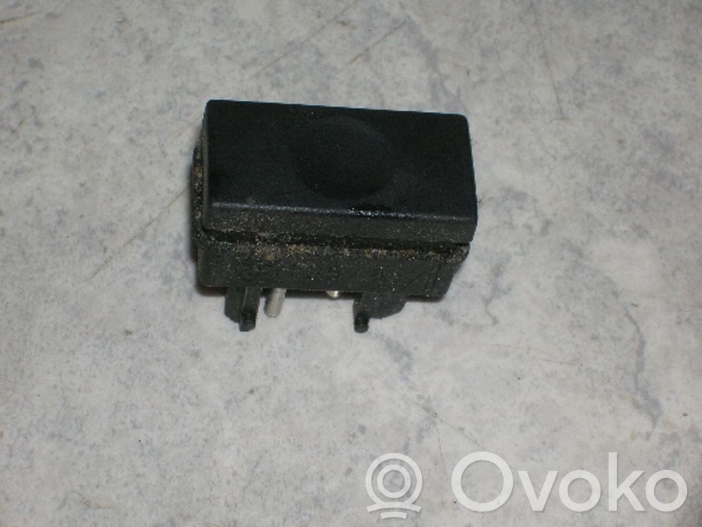 BMW 3 E36 Child safety switch 
