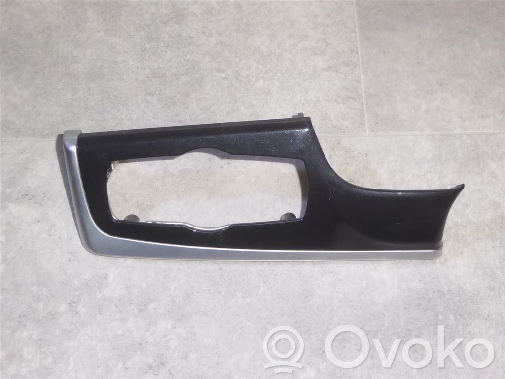 BMW 5 F10 F11 Element deski rozdzielczej 