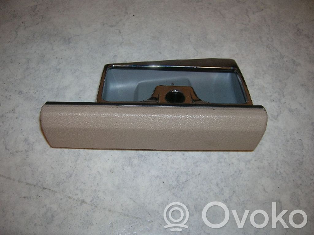 BMW 5 E34 Ashtray (front) 