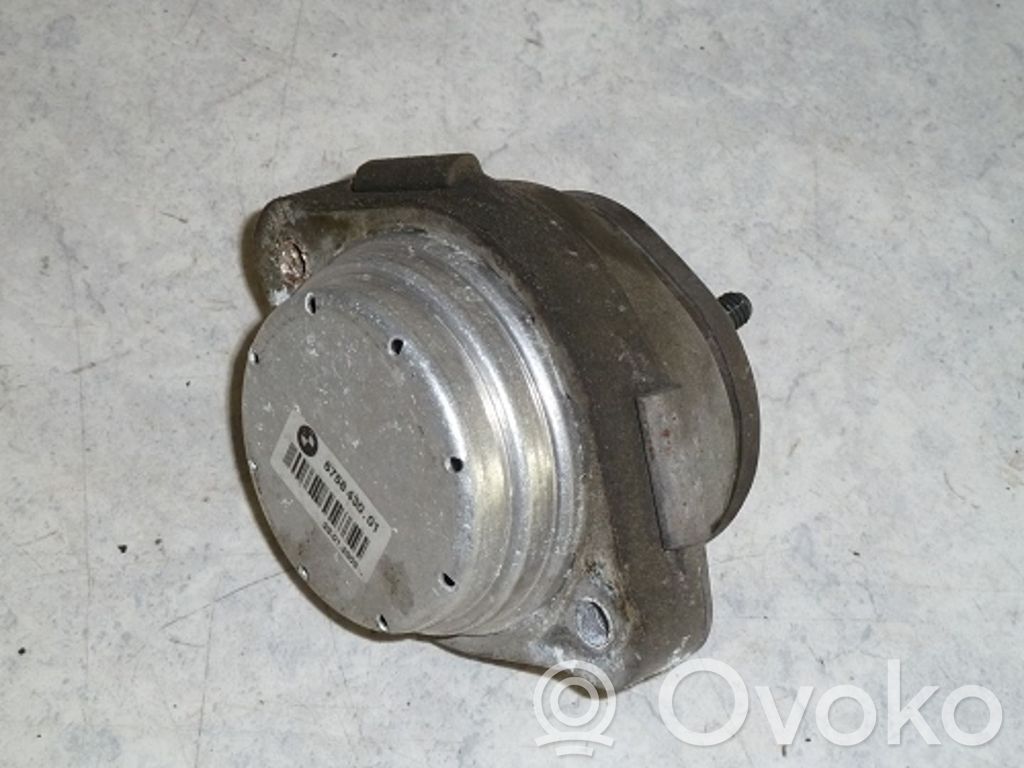 BMW X5 E53 Engine mounting bracket 