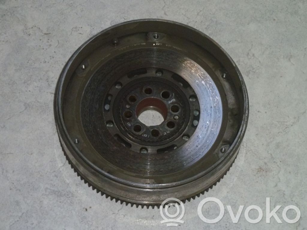 BMW 3 E36 Plaukiojantis dviejų masių smagratis 