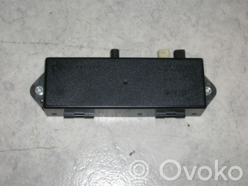 BMW 3 E36 Antenos stiprintuvas 