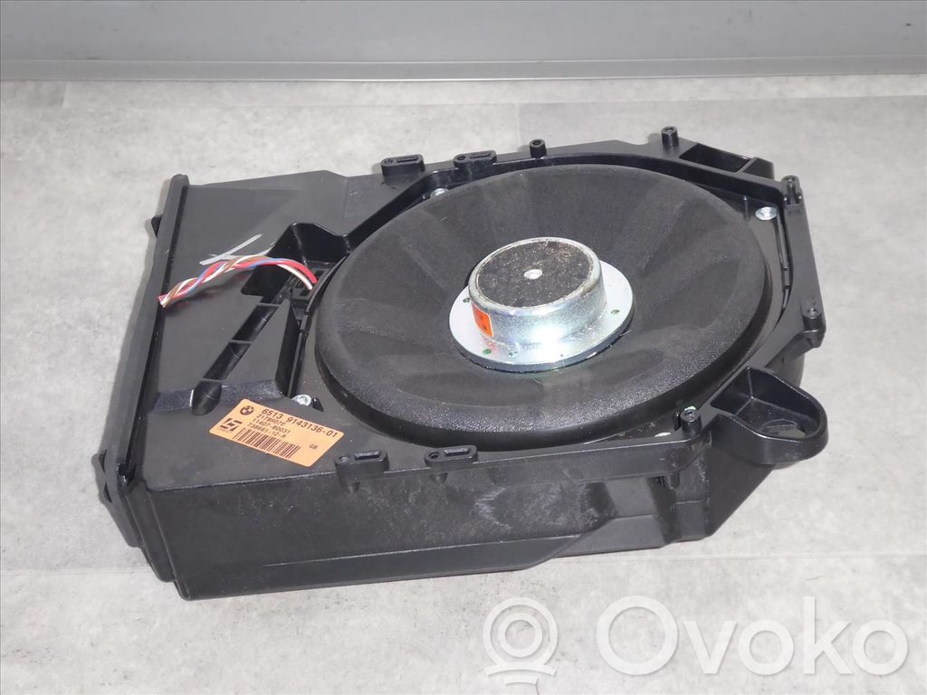 BMW 3 E92 E93 Altavoz subwoofer 