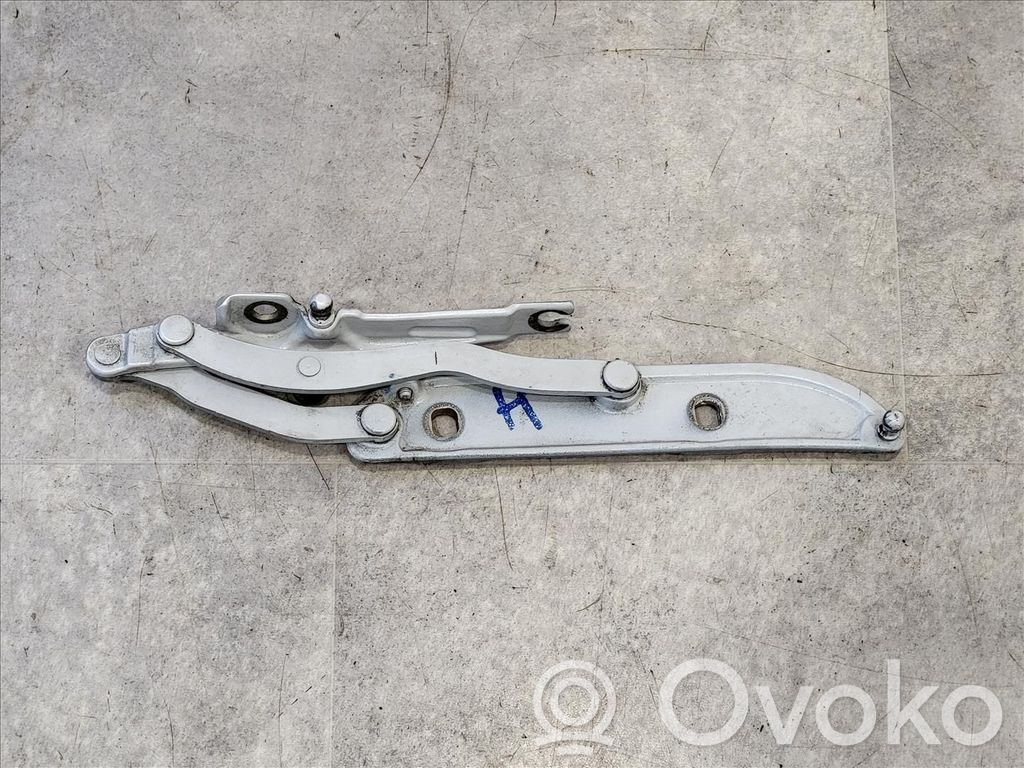 BMW 3 E46 Tailgate/trunk/boot hinge 