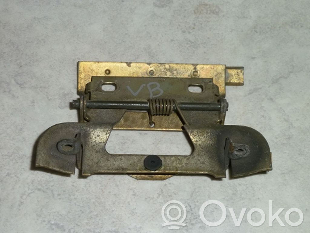 BMW 3 E30 Manecilla interna puerta trasera 