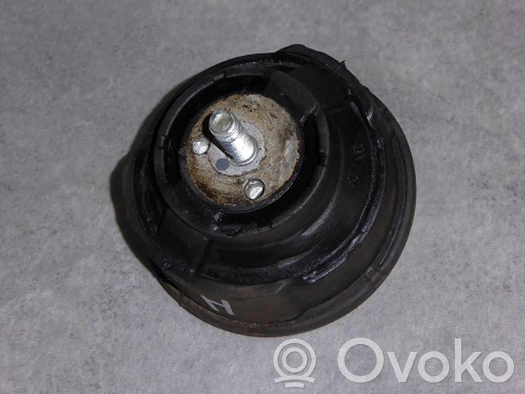 Engine mounting bracket   22116779972,22116779972