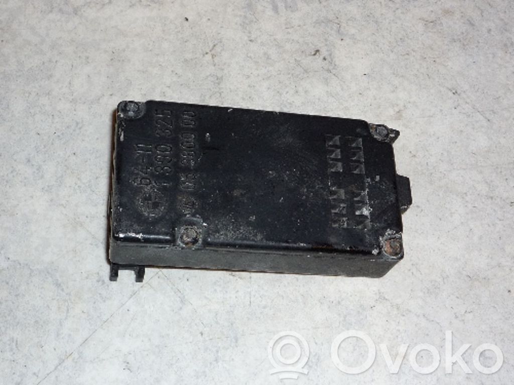 BMW 7 E32 AUC sensor 