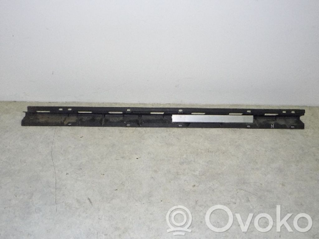 BMW X5 E53 Galinio kėbulo slenksčio apdaila 