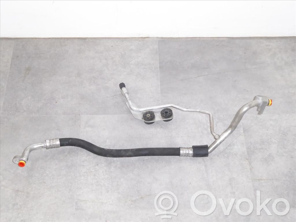 BMW 5 E60 E61 Ilmastointilaitteen putki (A/C) 