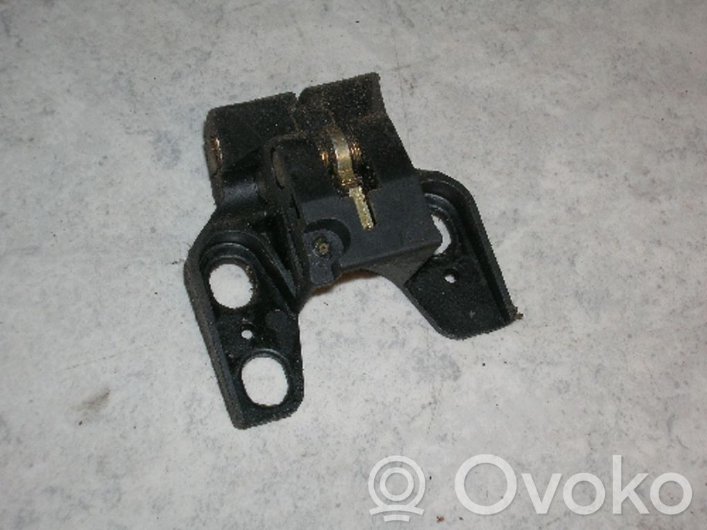 BMW 3 E30 Tailgate/trunk/boot lock/catch/latch 