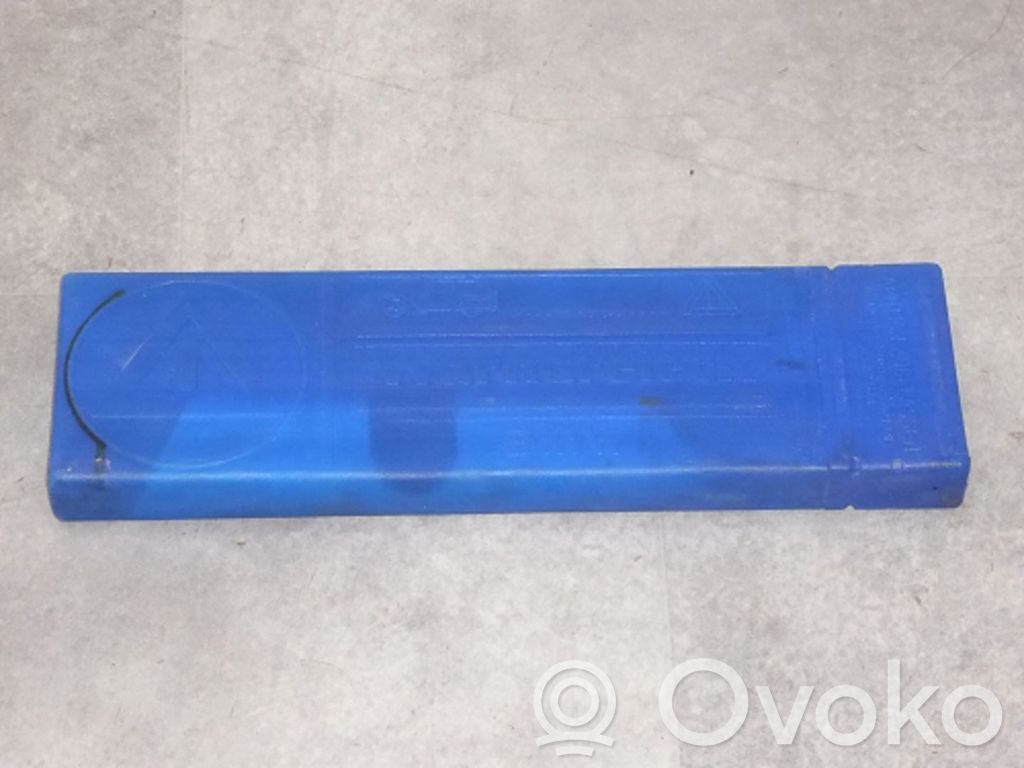 Hazard Warning Triangle Mounting Bracket   71601092427,71601092427