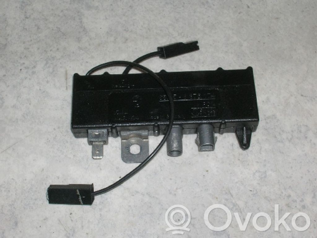 BMW 3 E36 Antenos stiprintuvas 