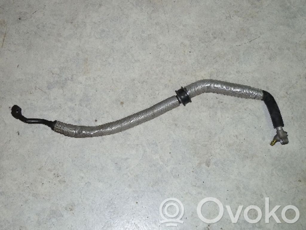 BMW 3 E36 Ilmastointilaitteen putki (A/C) 