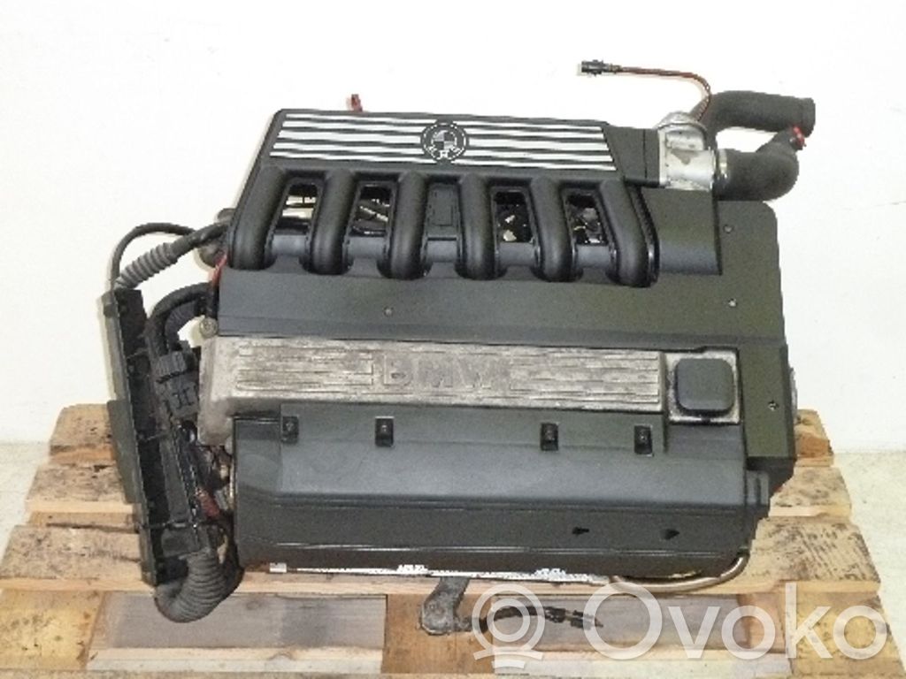 BMW 3 E36 Dzinēja komplekts 